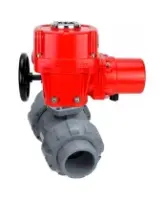 Кран шаровой DN.ru BV4242E-FP-GRM-ISO Дн50 Ру10 полнопроходной, корпус - НПВХ, шар - НПВХ, уплотнение - EPDM, с электроприводом взрывозащищенным DN.ru QT-EX-005M-O2-220VAC-У1 с моментной муфтой и штурвалом