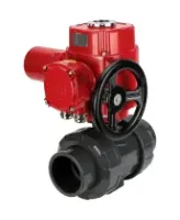 Кран шаровой DN.ru BV4242E-FP-GRM-ISO Дн50 Ру10 полнопроходной, корпус - НПВХ, шар - НПВХ, уплотнение - EPDM, с электроприводом взрывозащищенным DN.ru QT-EX-005M-O2-380VAC-У1 с моментной муфтой и штурвалом