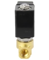 Клапан электромагнитный DN.ru VS700-PT-NC-220VAC 1/2″ Ду15 Ру10 соленоидный двухходовой, корпус - латунь, уплотнение - PTFE, присоединение - внутренняя резьба, прямого действия, нормально закрытый, с нулевым перепадом давления, катушка - 220В