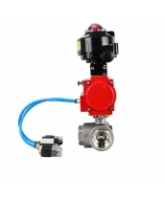 Кран шаровой DN.ru BV3232P(4pc)-SP-3WL-T-ISO-H WDVF Ду40 Ру63 стандартнопроходной, 3-ходовой L-тип, внутренняя резьба, нержавеющая сталь AISI 316, PTFE, с пневмоприводом PA-SA-130, пневмораспределителем 4V320-08 AC220V и БКВ APL-510N EX